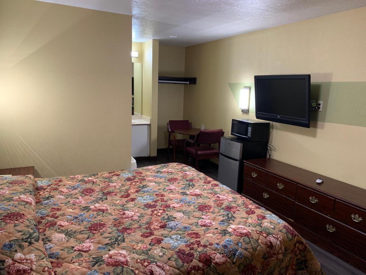 Budget Inn Elkmont Exterior photo